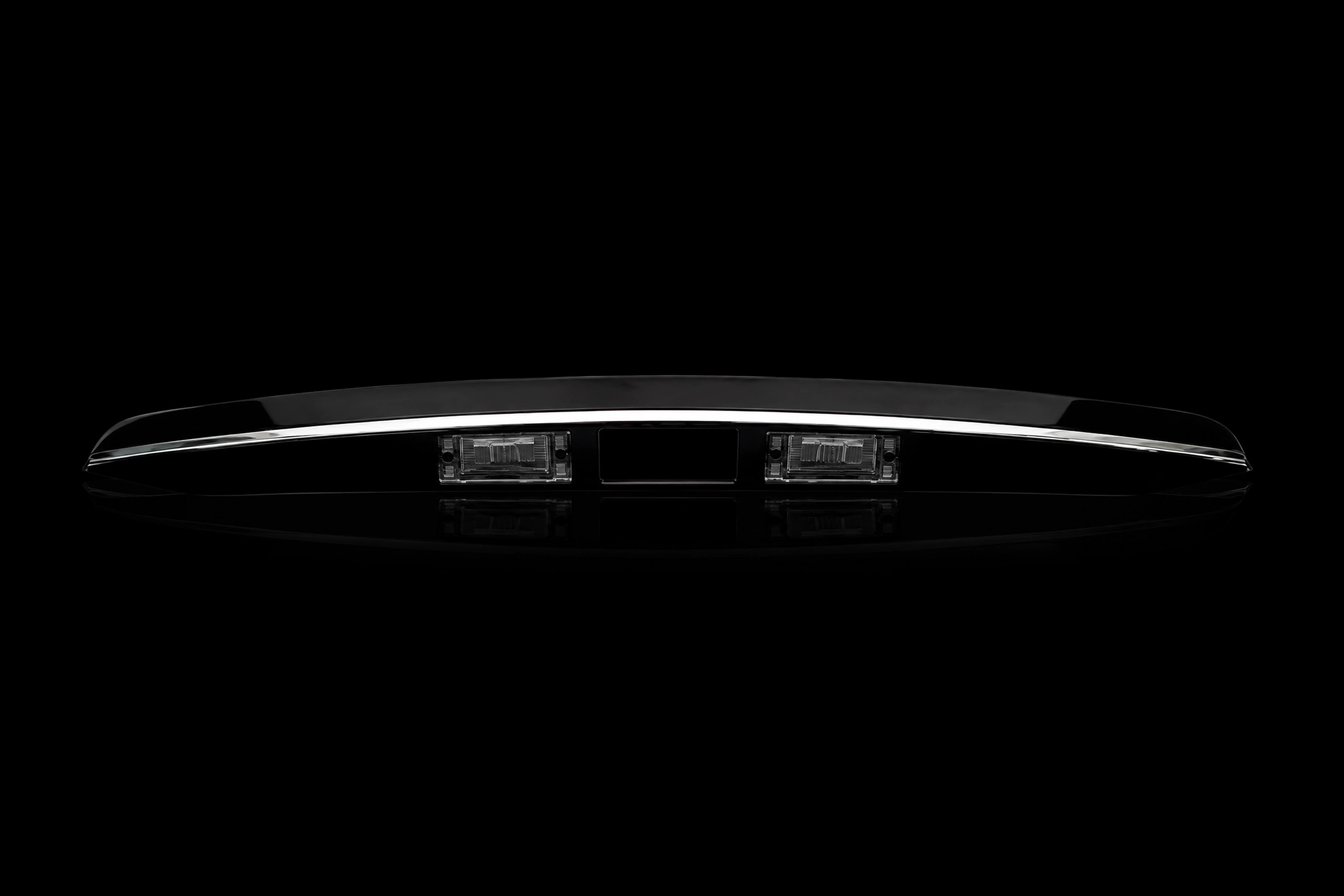 Rear garnish lamp
